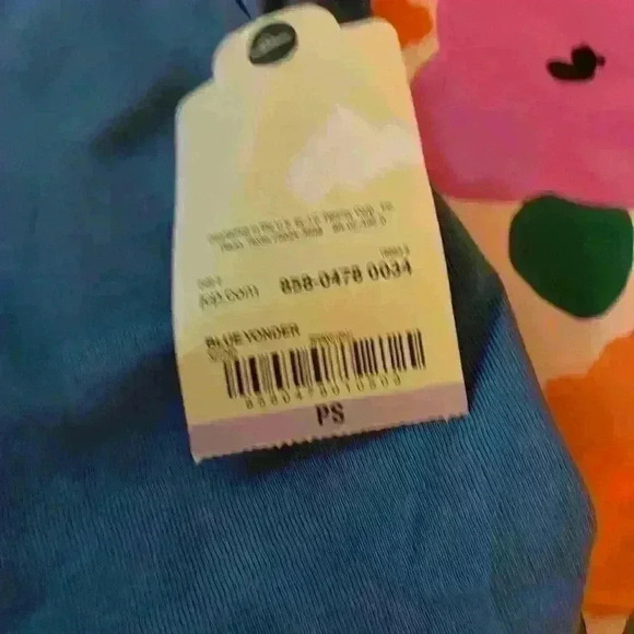 Ladies St John’s Bay cap sleeves and neck collar . - Picture 6 of 6